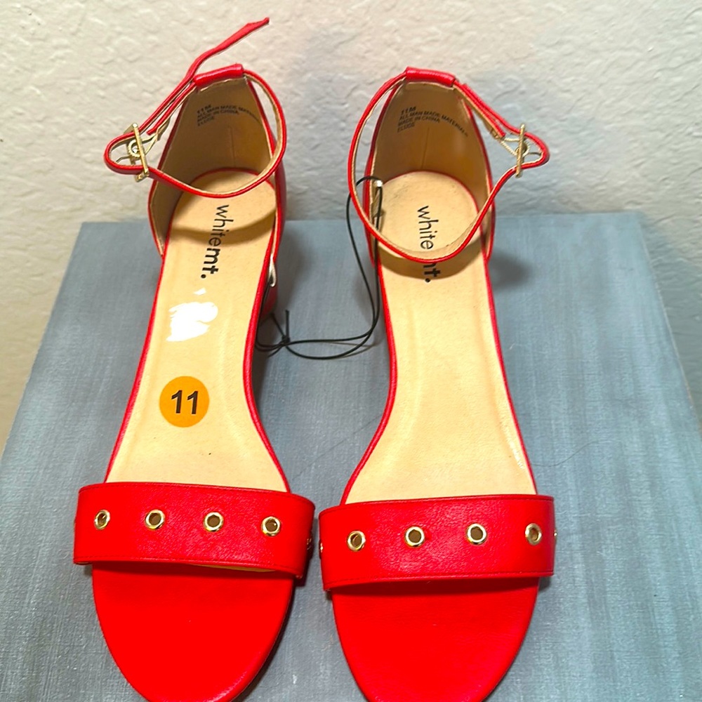 New!White Mountain Elude Women's Red Open Toe Ankle Strap Block Heel Sandals